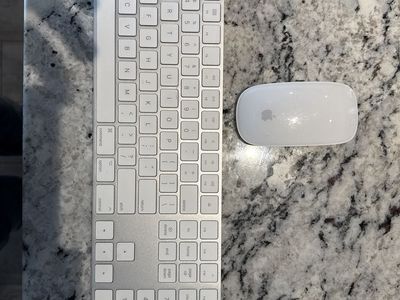 Apple Leyboard And Mouse
