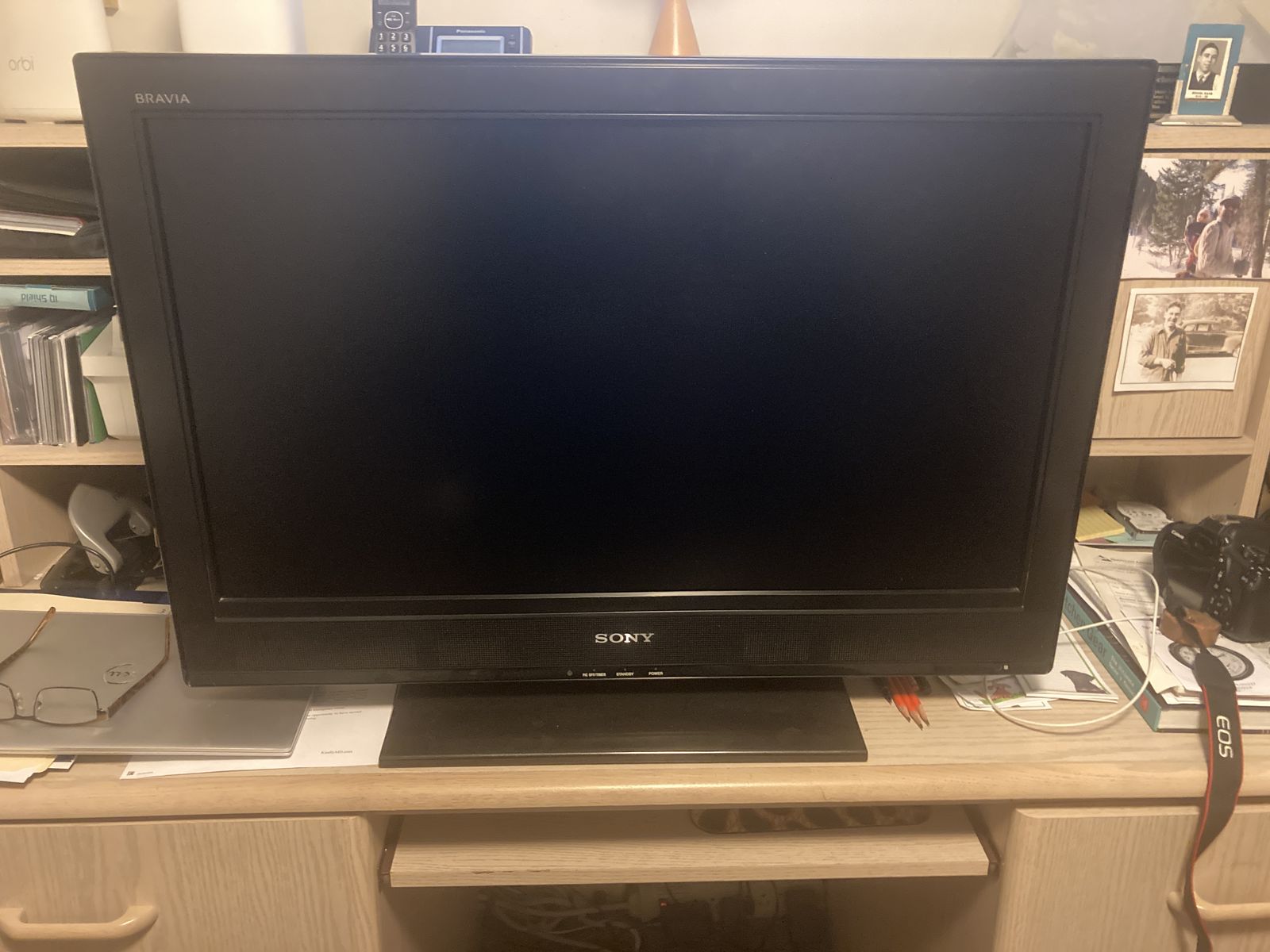 Sony Bravia Television Black LCD Flat Screen TV