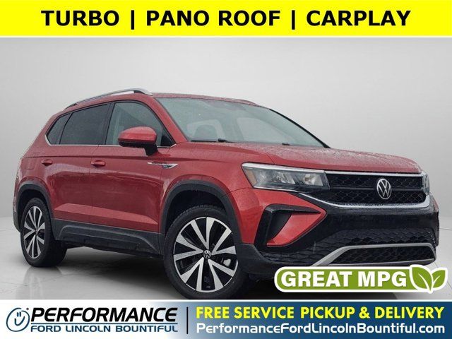 2023 Volkswagen Taos SE 4Motion