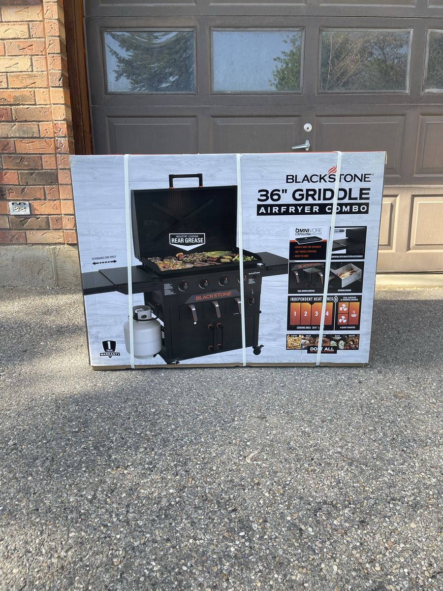 Blackstone 36" Griddle Airfryer Combo - New in Box