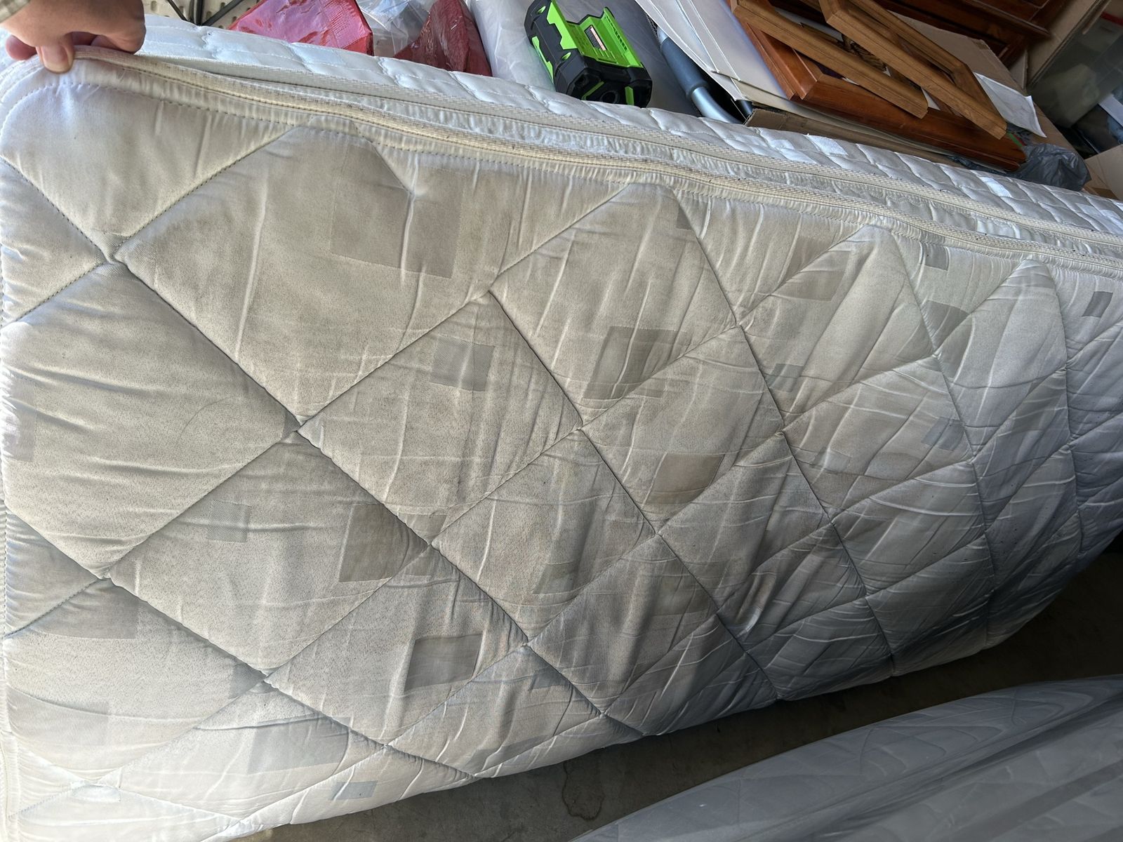 FREE SINGLE SIZE MATTRESS Orem Vineyard Pickup