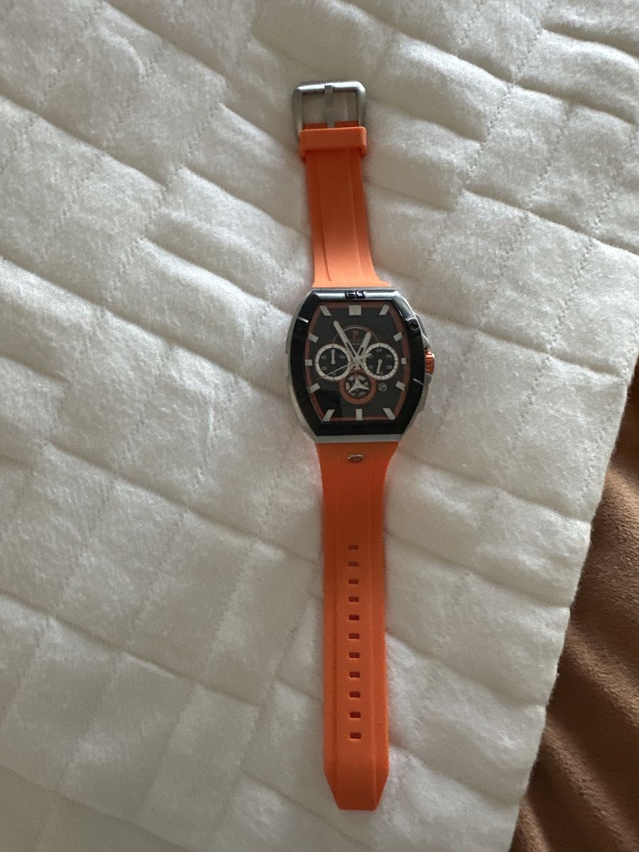 Paras crown men’s watch