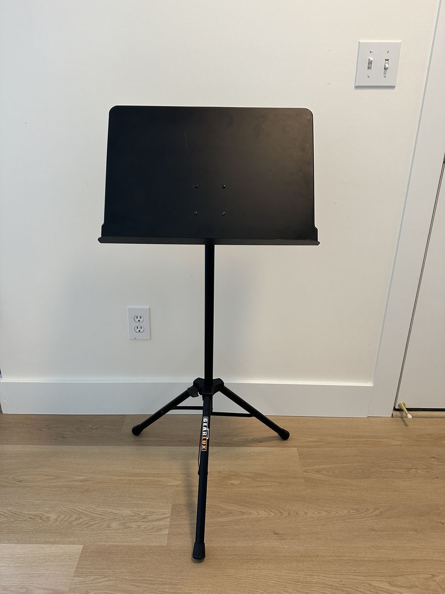 Portable / Foldable Sturdy Sheet Music Stabd