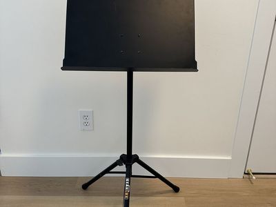 Portable / Foldable Sturdy Sheet Music Stabd