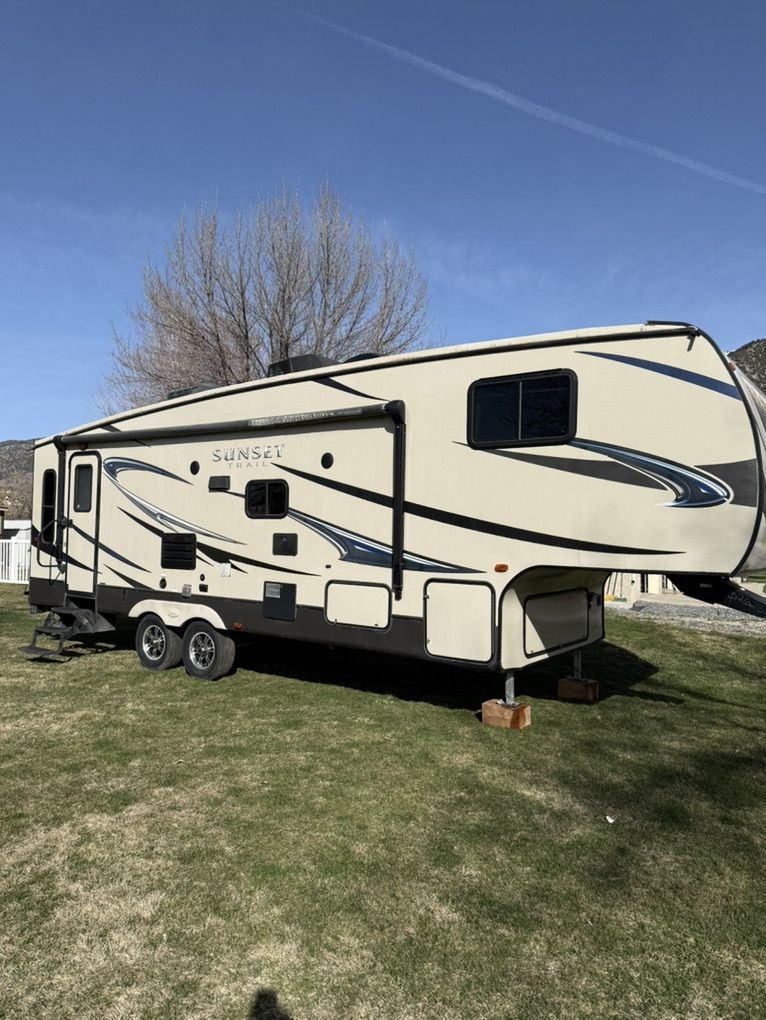 2015 Sunset Trail SF280RL15 5th Wheel