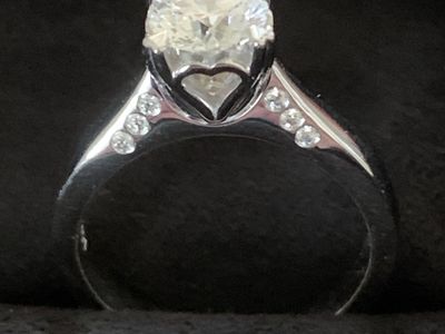 Stunning Ring with Side Accents - Diamond-like Gemstone - Size 5 & a quarter- white gold