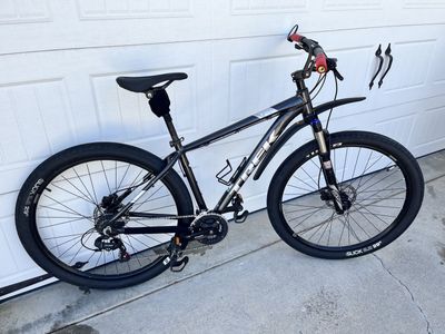 Trek Marlin 6 Mountain bike