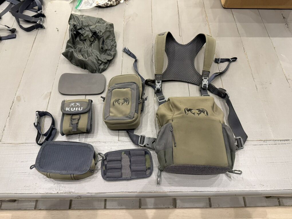 Kuiu Pro Bino Harness And Accessories