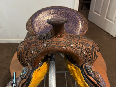 13 Inch Barrel Saddle
