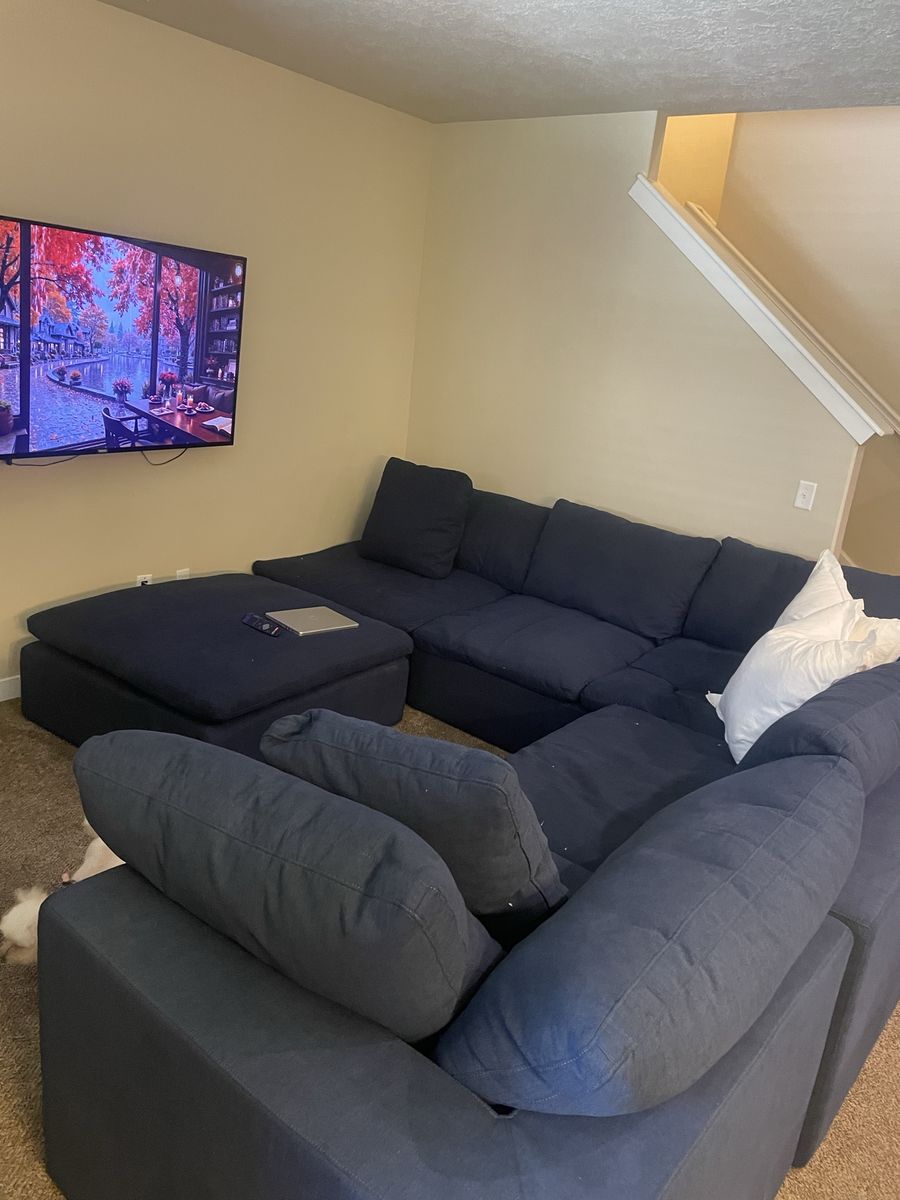 Fabric loveseat dark blue, very good conditions 
