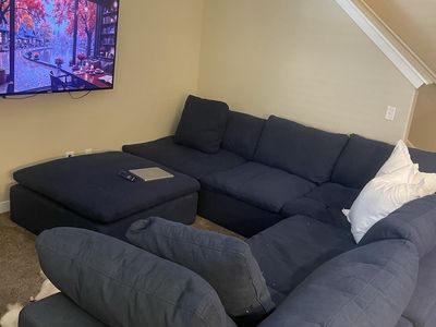 Fabric loveseat dark blue, very good conditions