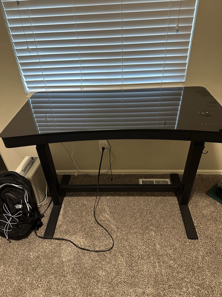 Tresanti Standing Desk