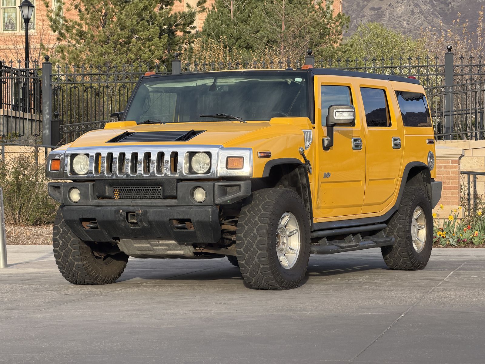 2006 Hummer H2 Base