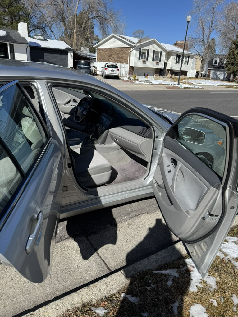 2011 TOYOTA CAMRY LE