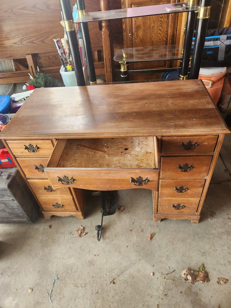 Main image 6