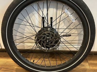 $275 obo reg. $475. 48V 500W E-Bike Rear Hub Motor Wheel – 26” – Tested