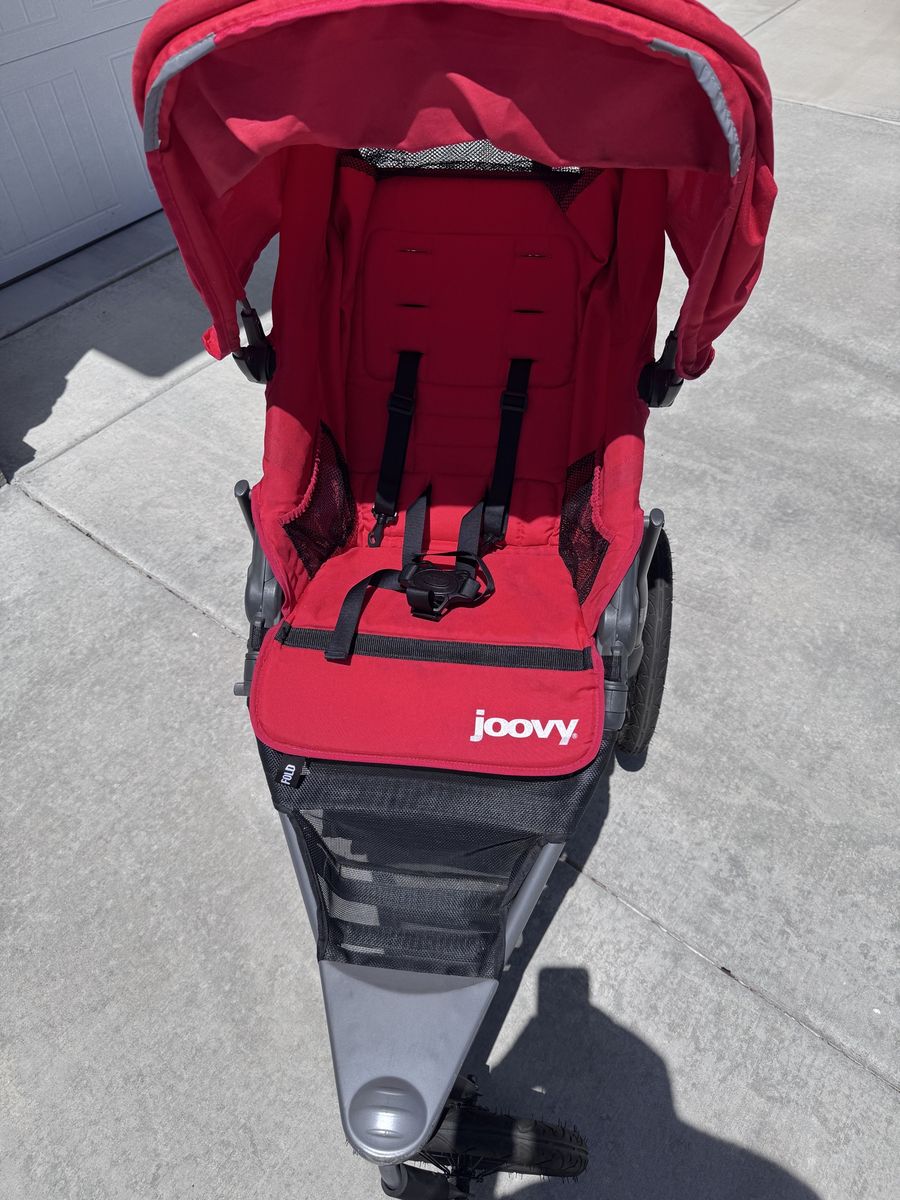 Joovy Zoom 360 Ultralight Jogging Stroller (Red)