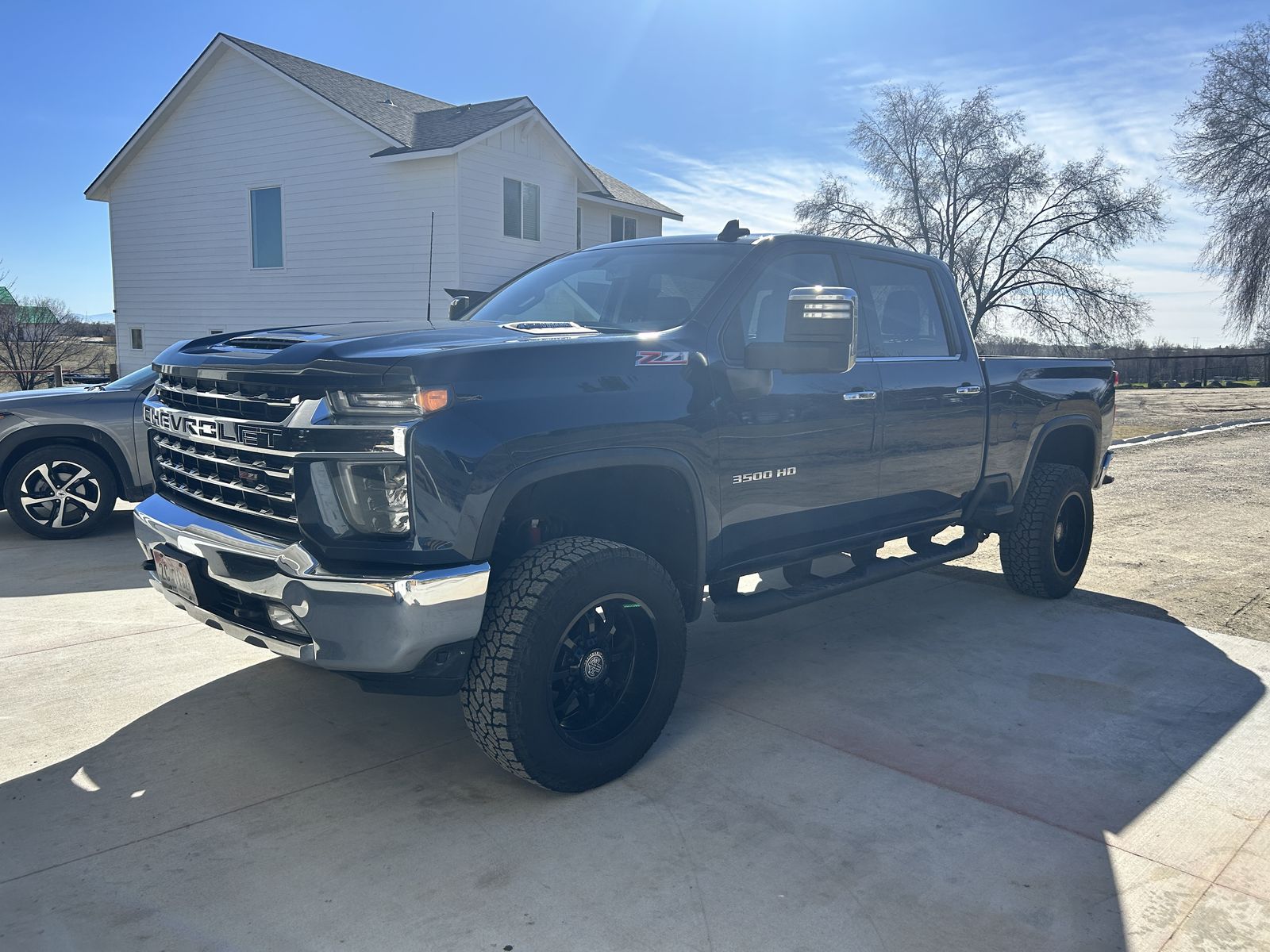 2023 Chevrolet Silverado 3500HD LTZ