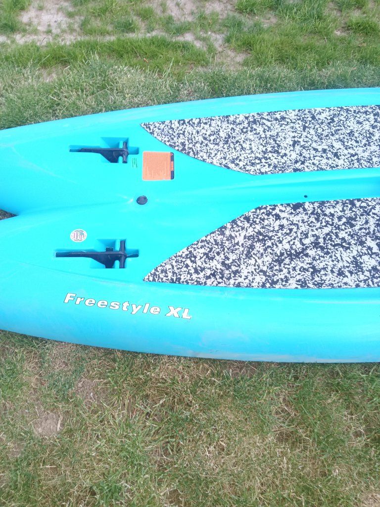 life time free style XL paddle boards