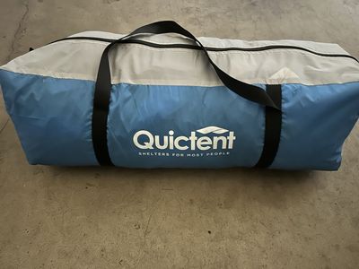 Truck bed tent