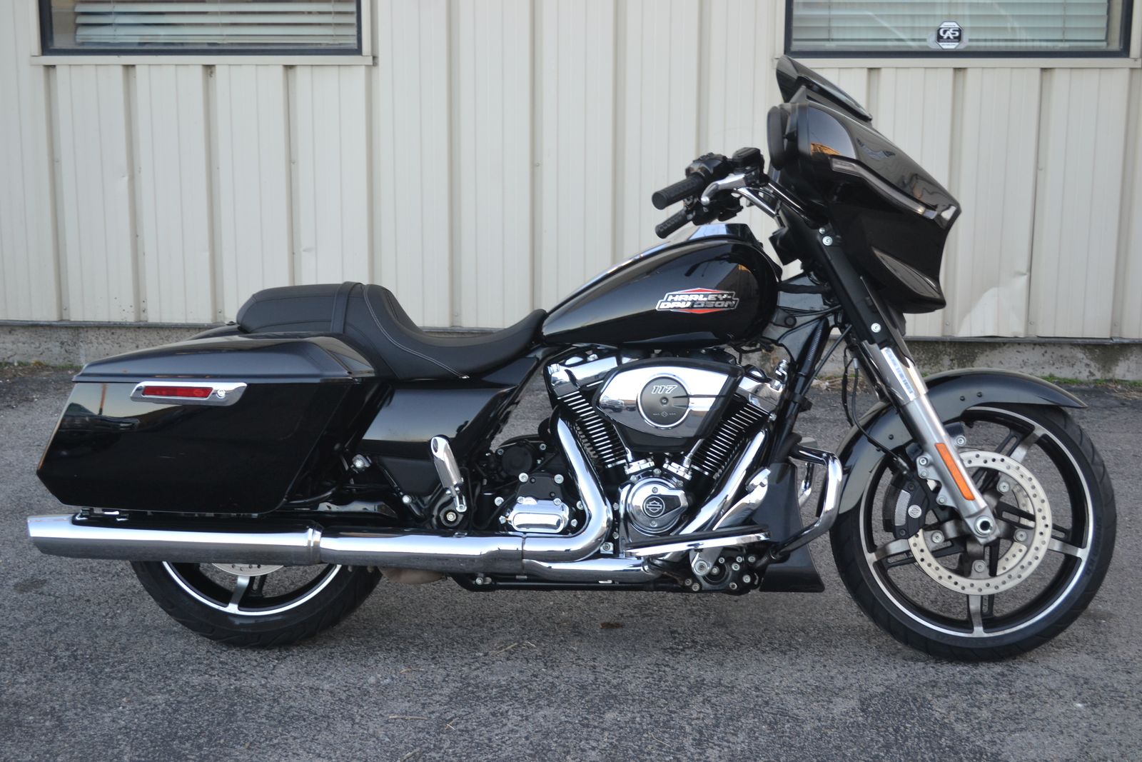 2024 Harley Davidson Street Glide 117 - WAY BELOW BOOK VALUE! - FLHX