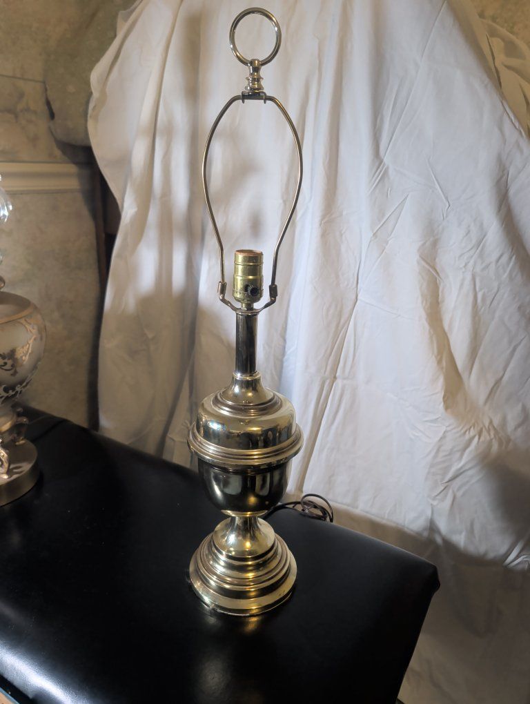 Polished brass table lamp