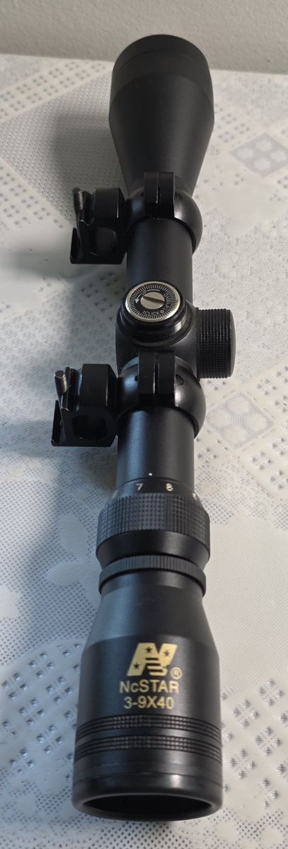 NcSTAR 3-9x40 variable rifle scope