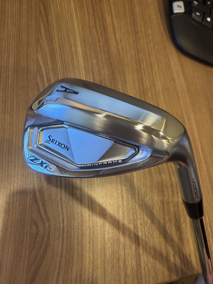 Brand New Srixon Zxi5 A-wedge. Upgraded Shaft/Grip