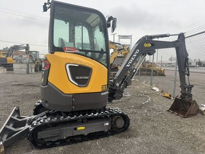 2022 Volvo ECR25 Electric Excavator.
