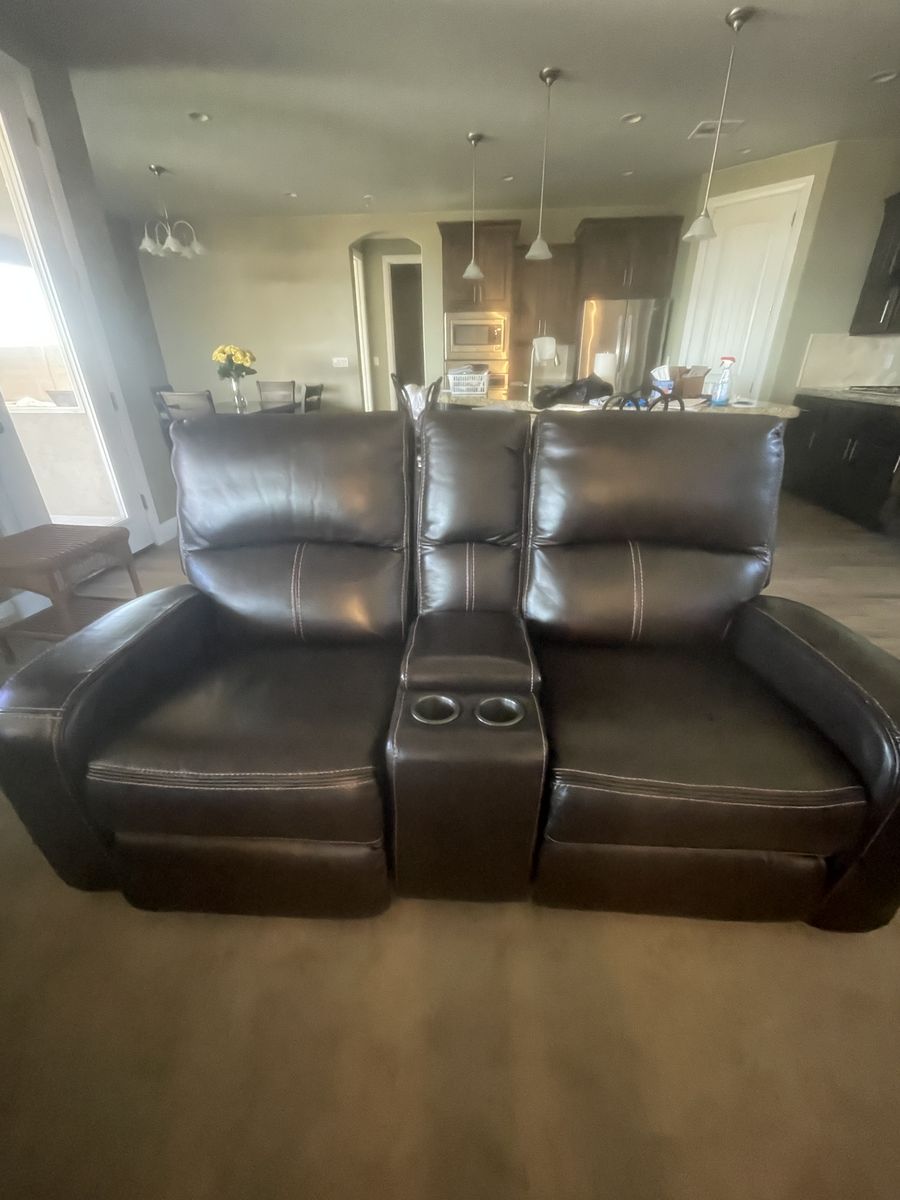 Brown Leather Reclining Loveseat w/ Console, Cupholders, Storage, & USB Charging - Excellent Condition