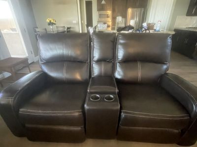 Brown Leather Reclining Loveseat w/ Console, Cupholders, Storage, & USB Charging - Excellent Condition