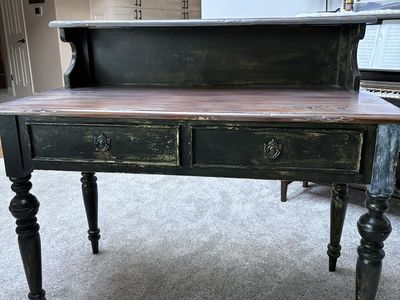 Antique Style Desk Black/brown