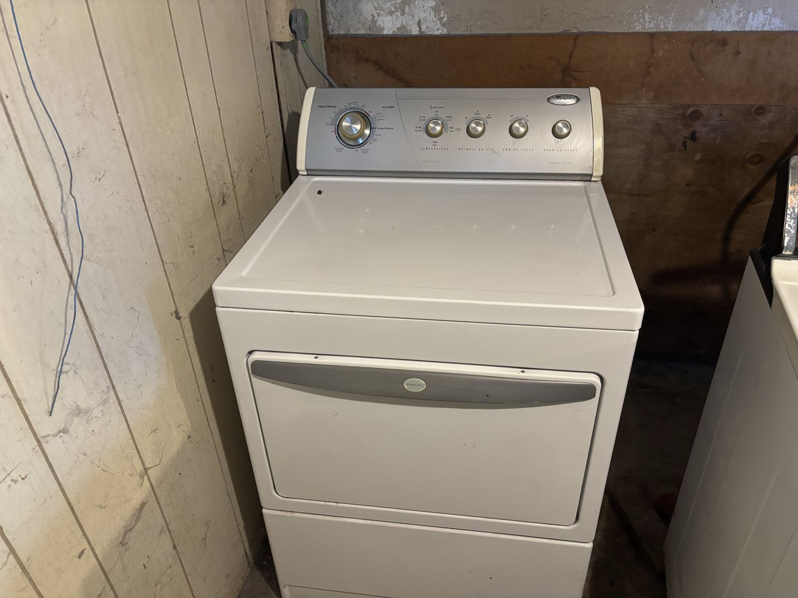 Whirlpool Dryer & Hotpoint Washer Set - White, Top Load located in Ogden. Will be here until 230 today.