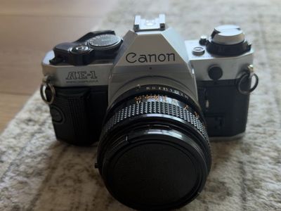 Canon AE-1