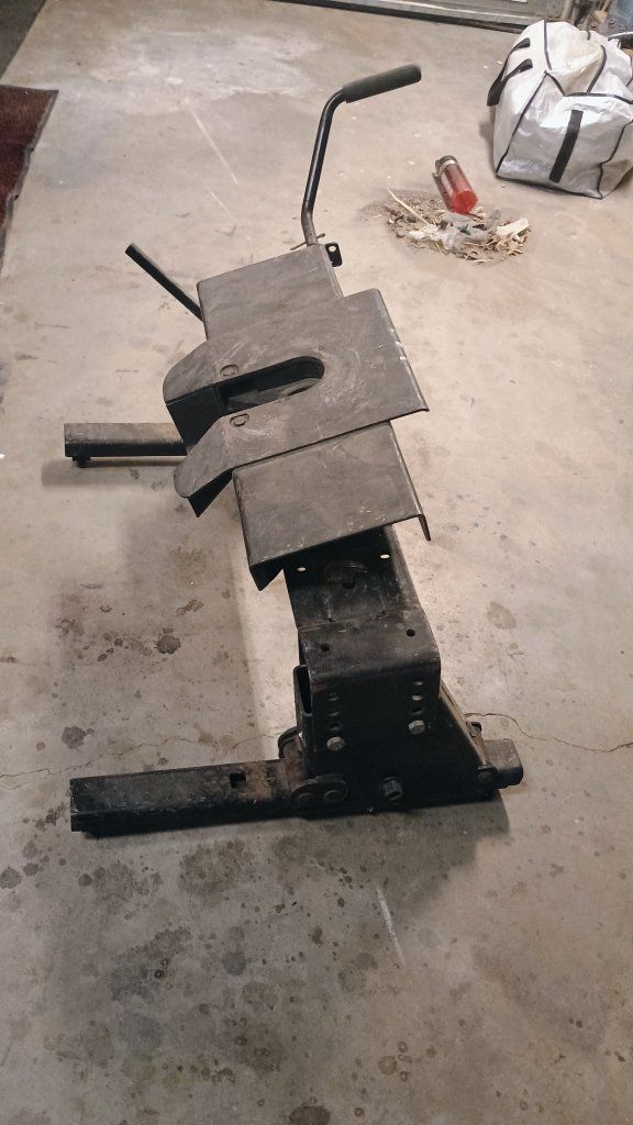 5th wheel hitch