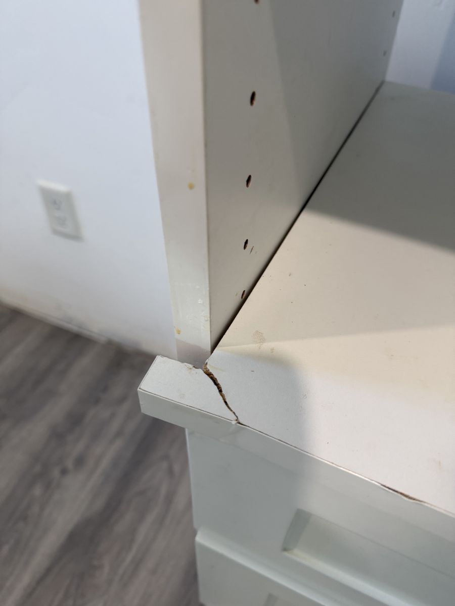 Main image 3