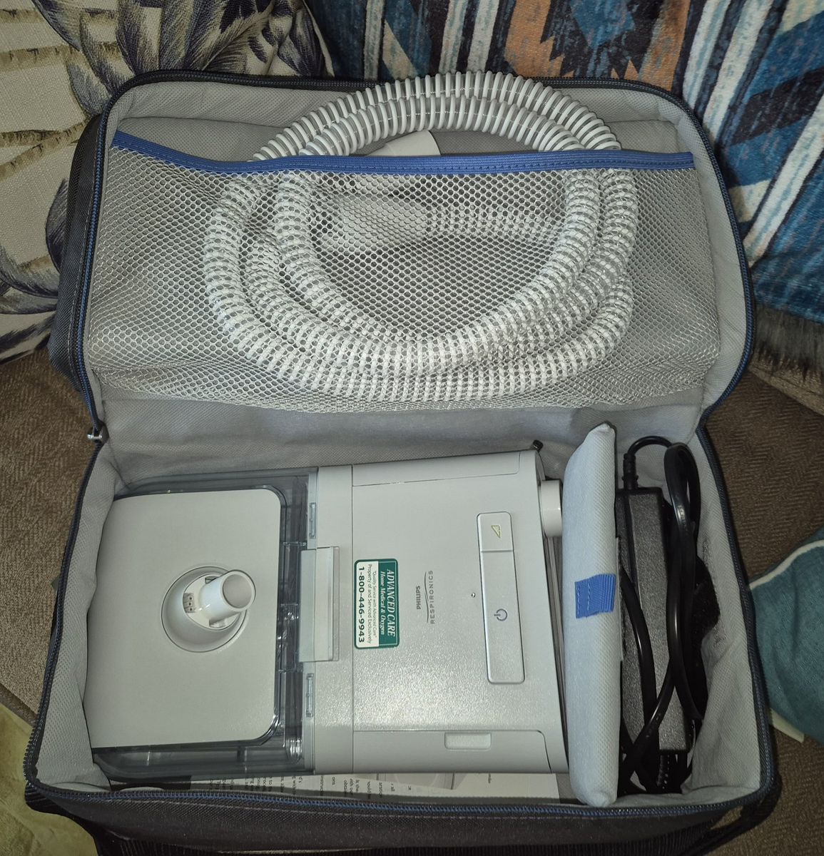 Like-New Dreamstation Only 68 Hours Of Use! Travel Carrying Case Extra Filters
