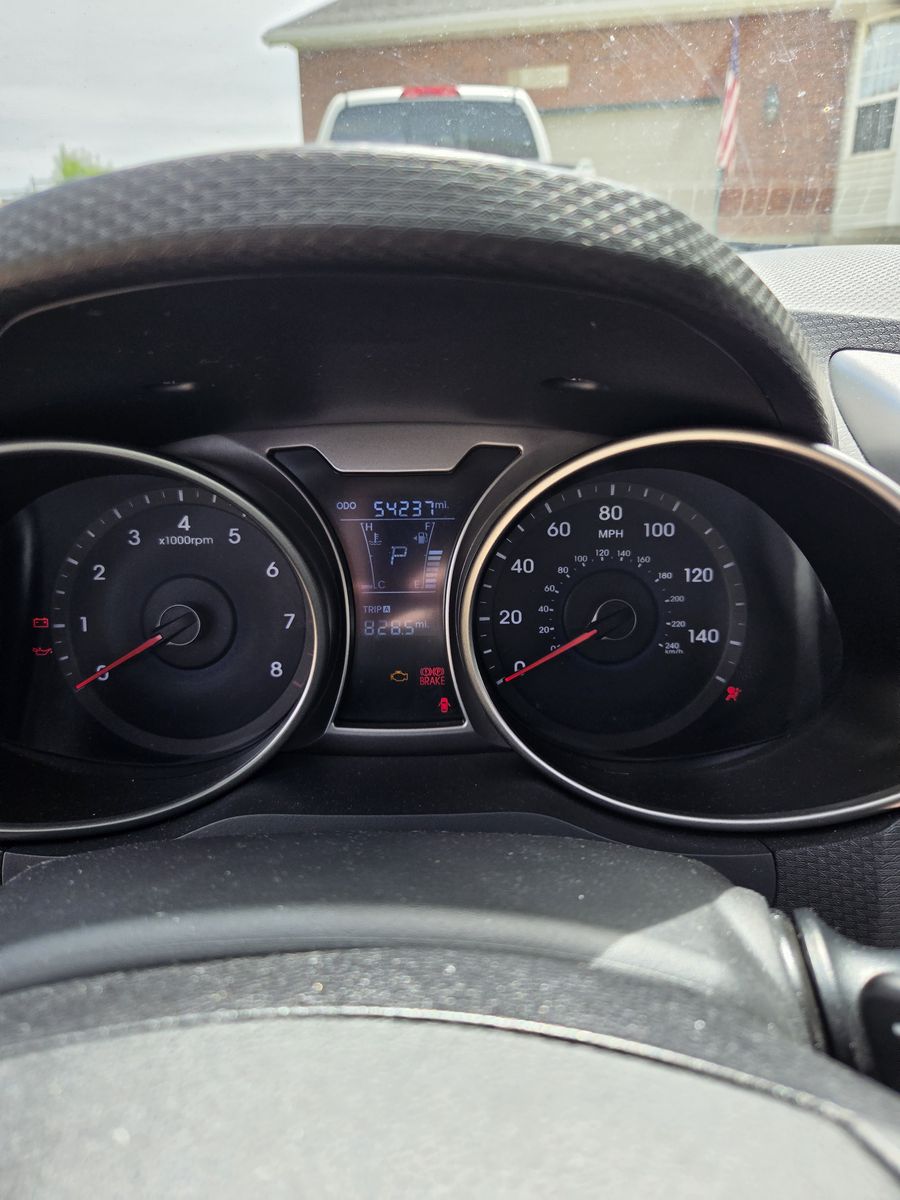 2016 Hyundai Veloster Base