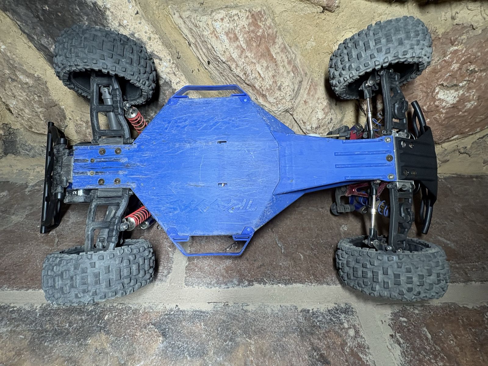 Main image 6