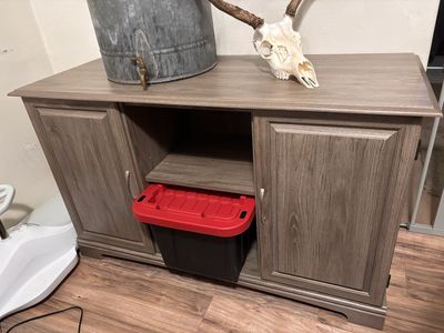 Multi-purpose Wooden Cabinet: Ideal TV Stand, Fish Tank Stand, or Storage Unit - Excellent Condition