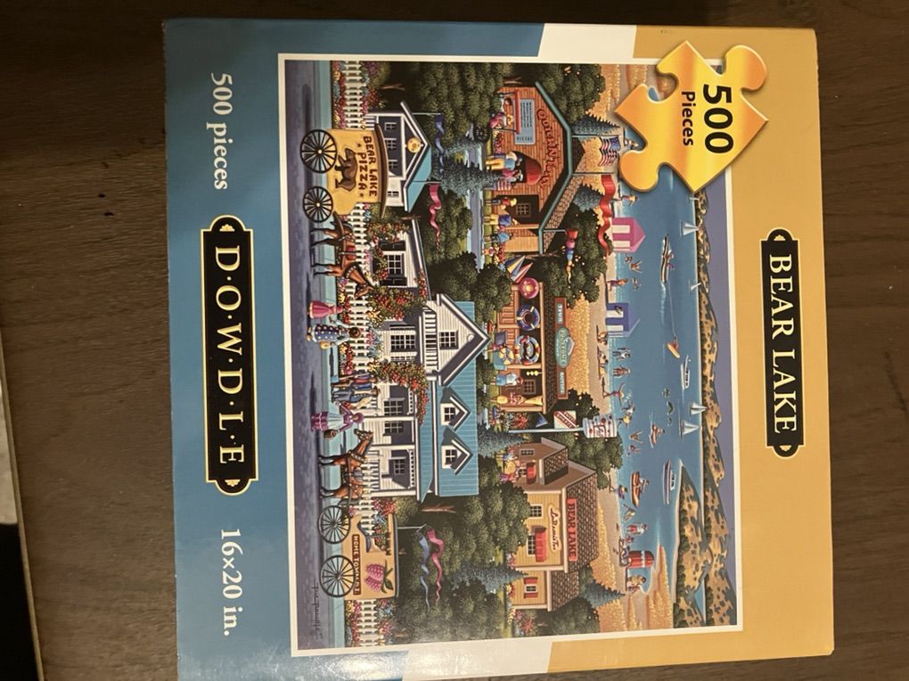 Dowdle Folk Art Bear Lake Puzzle