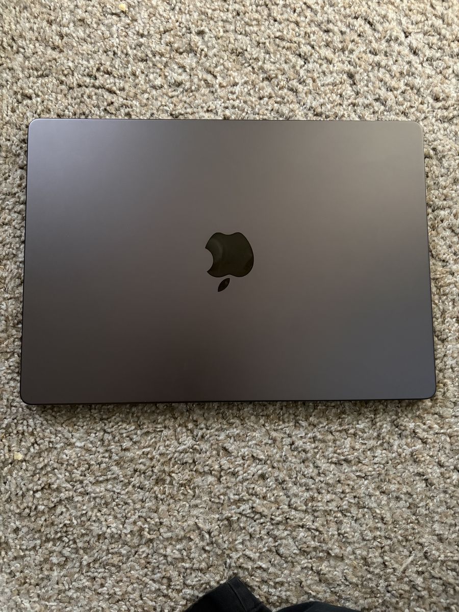 Like New MacBook Pro M4 Pro