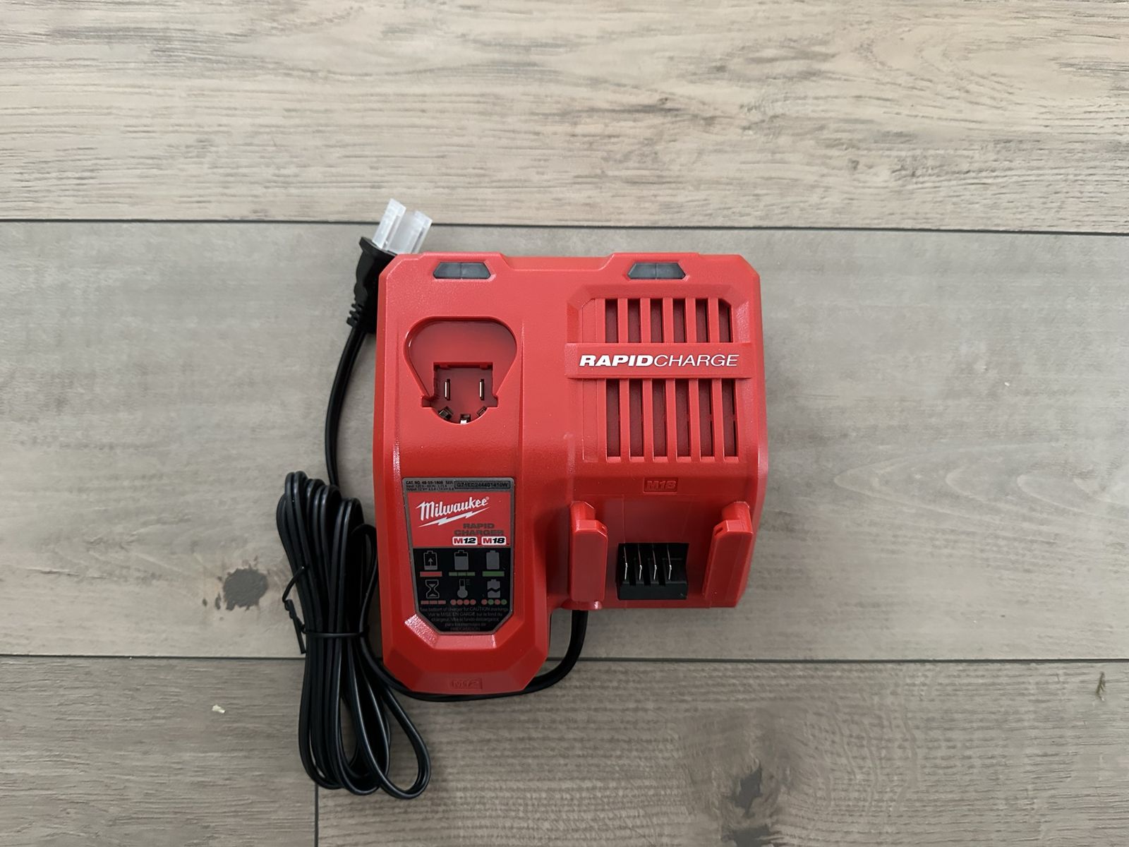 Milwaukee M18/M12 Rapid Charger