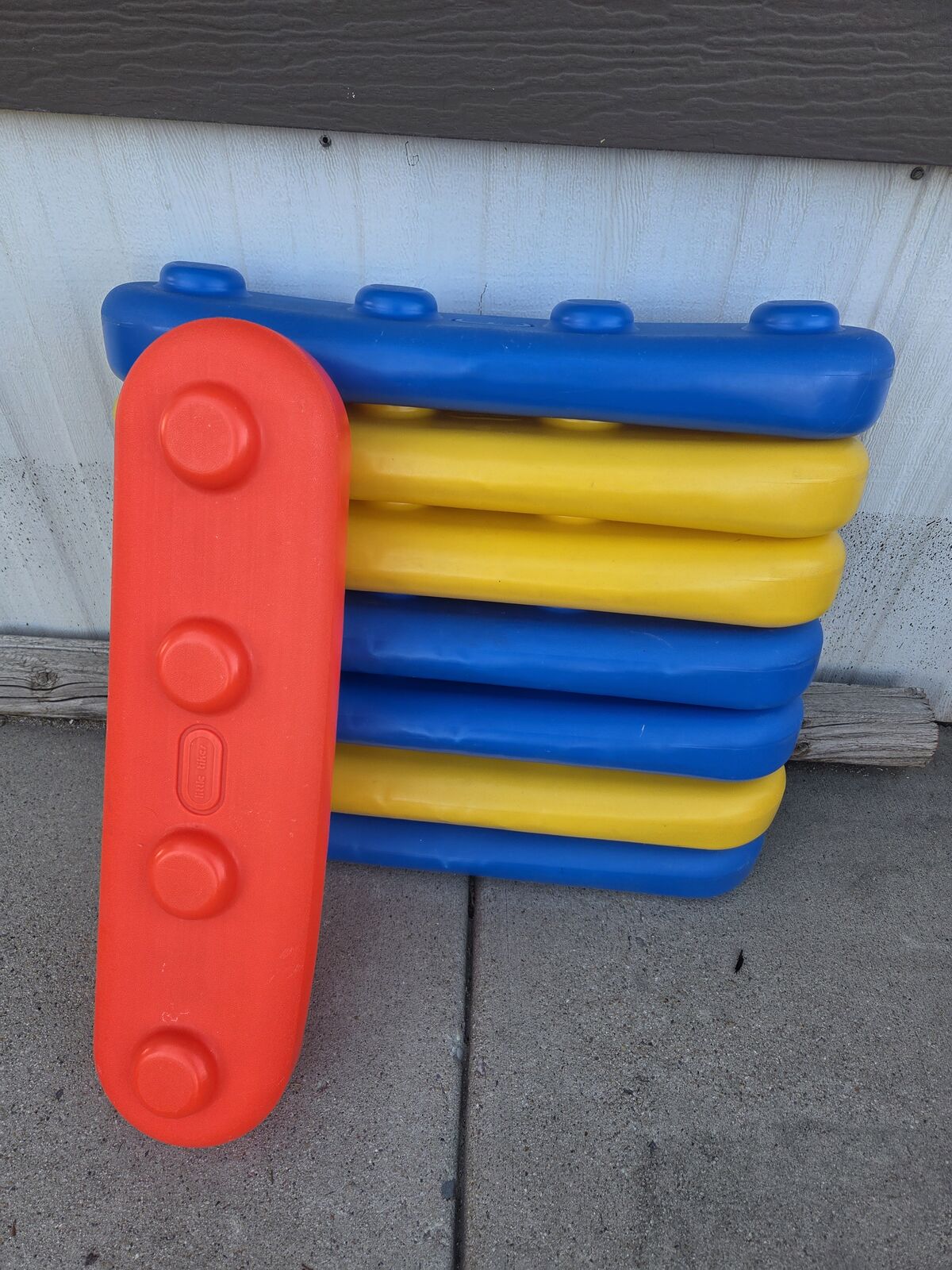 Vintage 2001 Little Tikes Jumbo Big Building Blocks Set Indoor/outdoor Toy