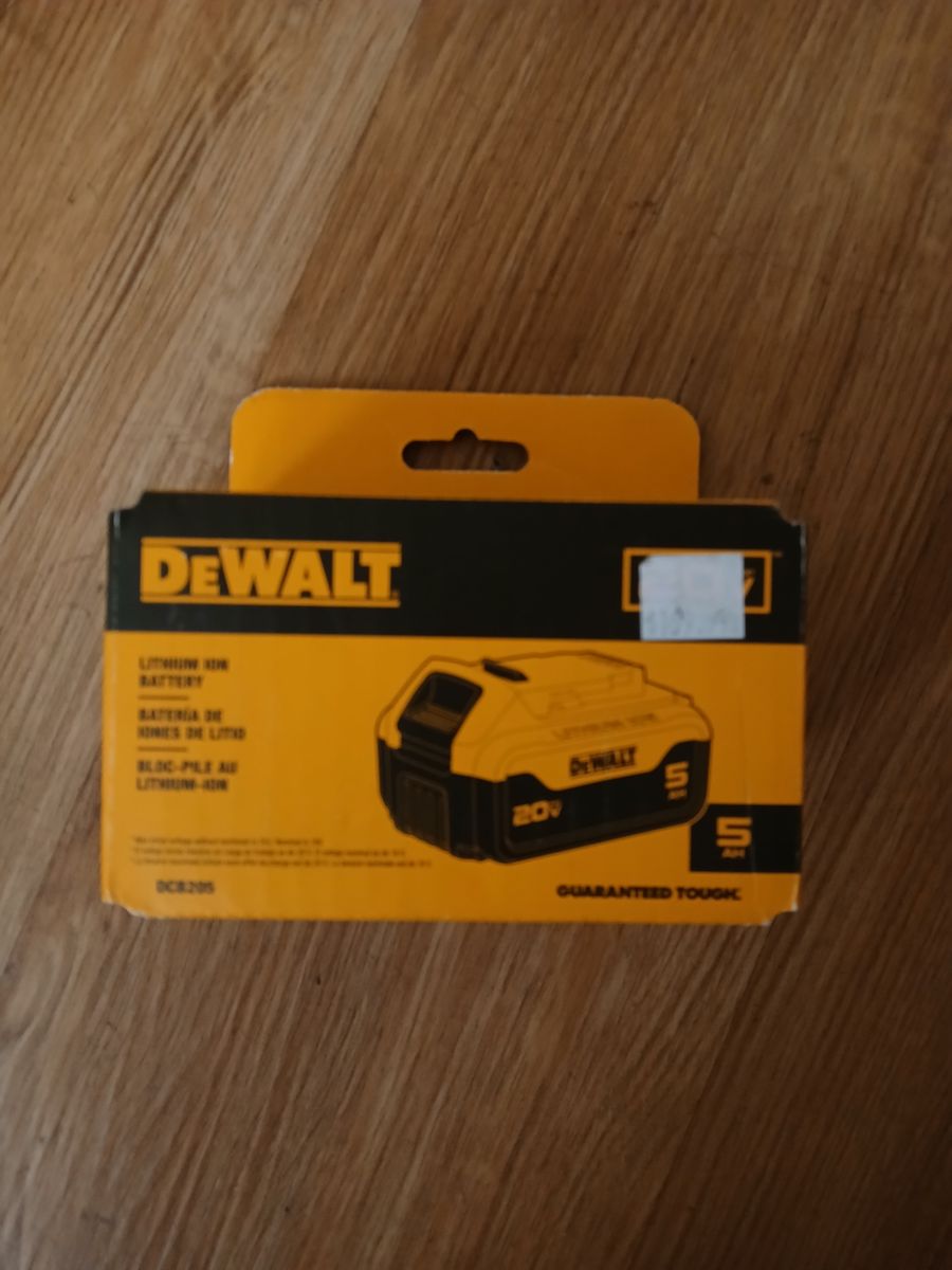 NEW DEWALT 20V MAX XR 5.0 Ah Lithium-Ion Battery (DCB205) - Factory Sealed