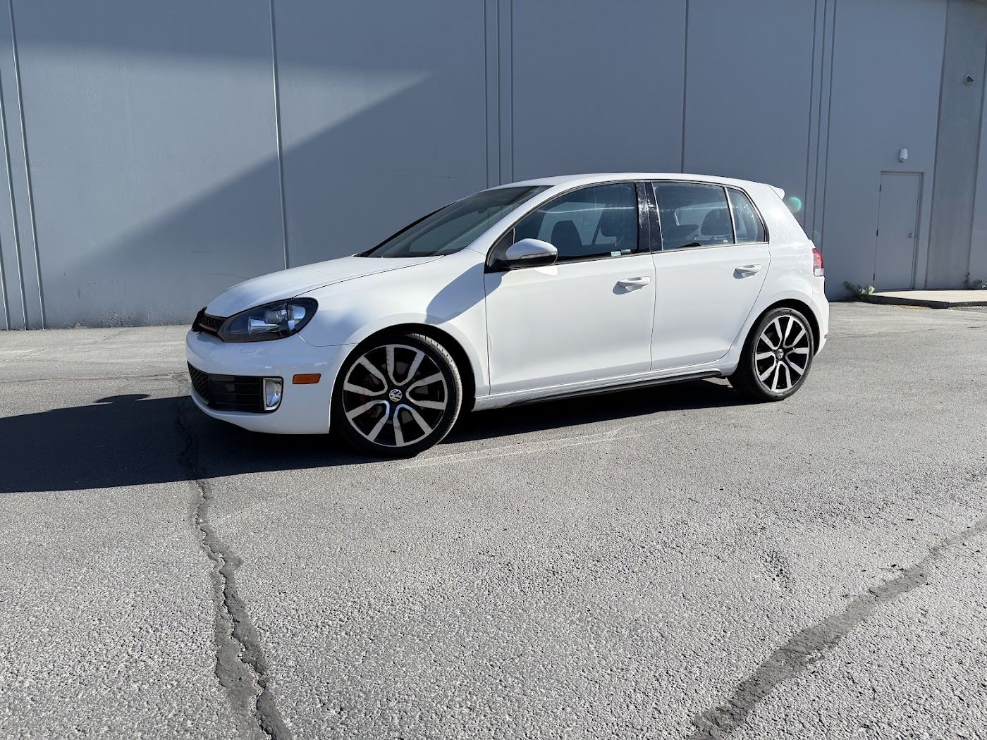 2014 Volkswagen GTI Wolfsburg Edition PZEV