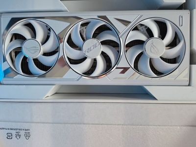 ASUS ROG GeForce RTX 4090 white