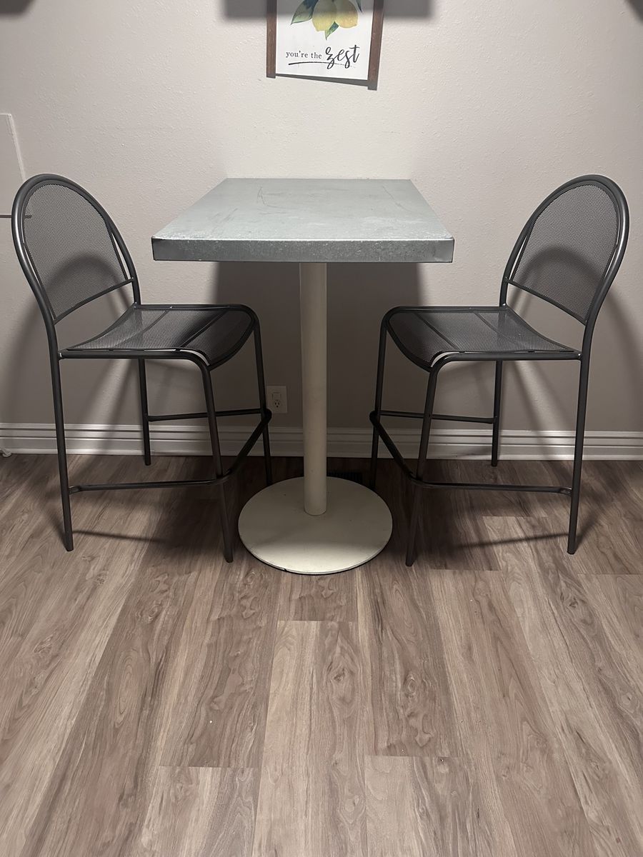 Bistro Table with 2 Metal Bar Stools