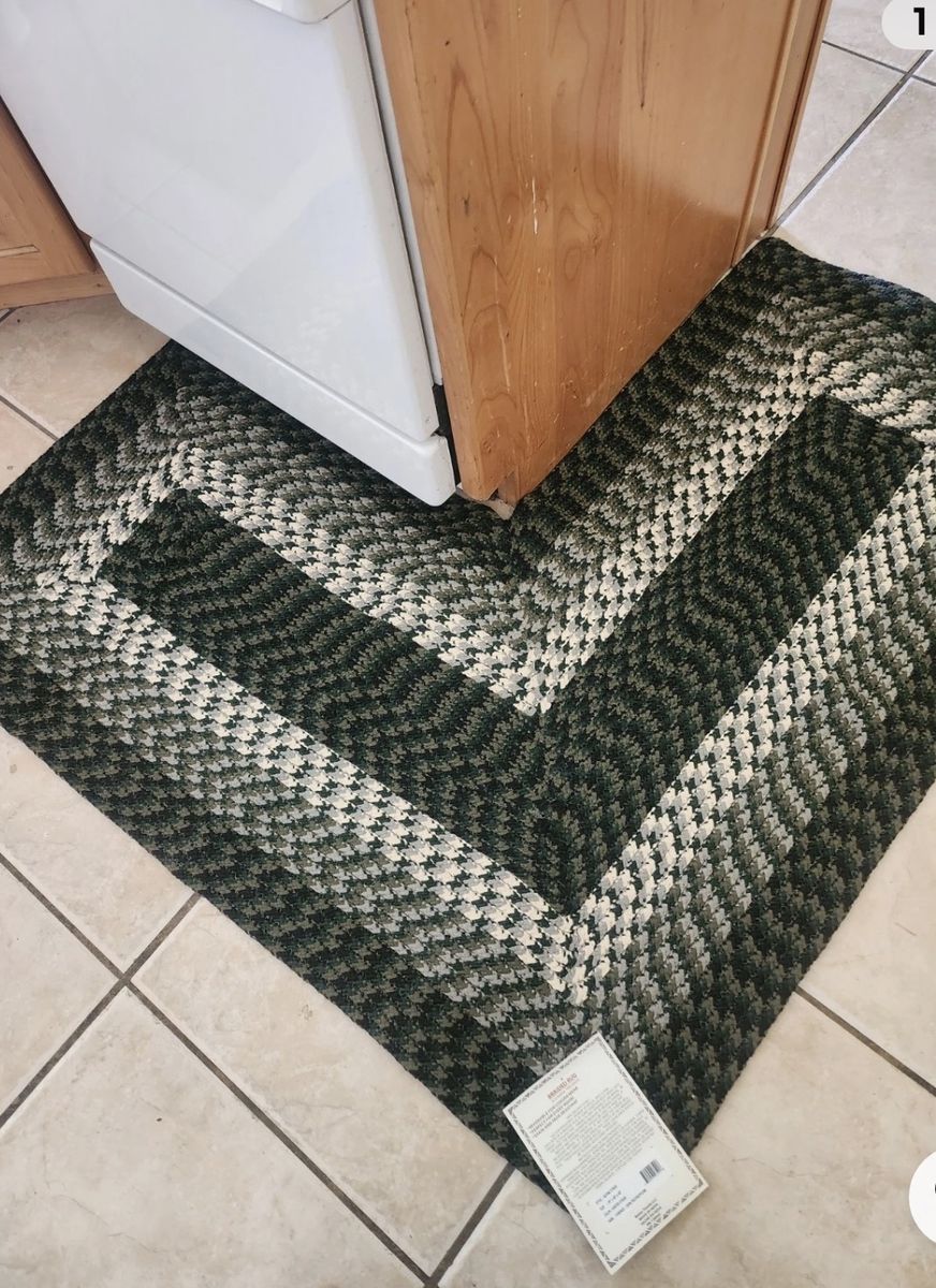 New. Handbraided Unique Corner Rug