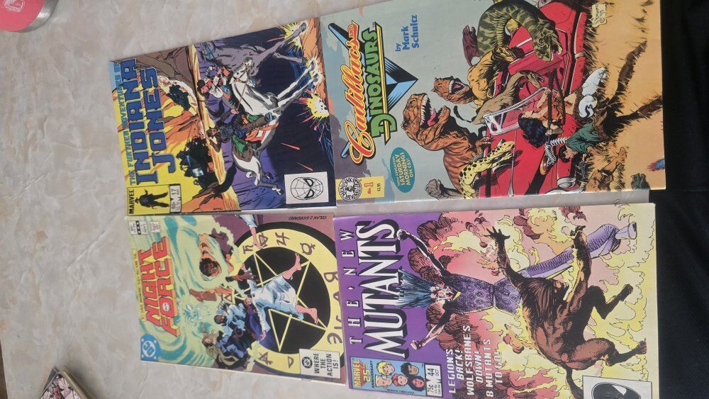 Bundle Of 8 Comics Indiana Jones,X Men, Superman